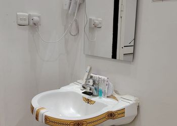 شقة بغرفة نوم وصالة 