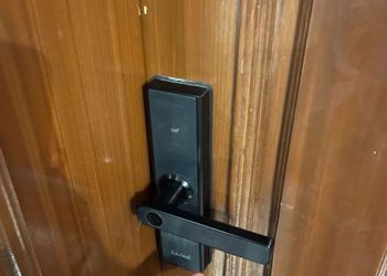 استديو هادئ بسرير ماستر 