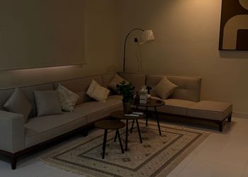 استديو هادئ بسرير ماستر 