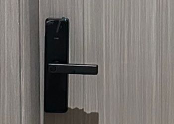 استديو بسرير ماستر