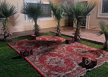 استراحة بجلسة خارجية ومسبح