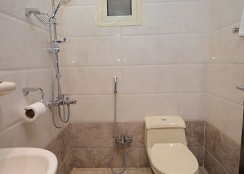 استديو هادئ بسرير ماستر 
