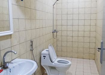 شقة بغرفتين نوم وصالة 