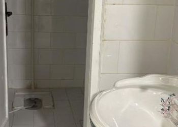 بيت بغرف نوم ومجالس 
