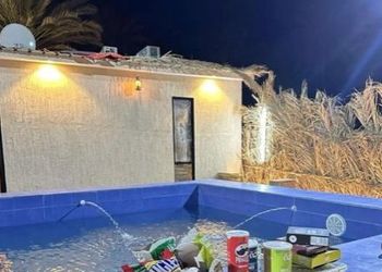 استراحة بمجالس وجلسة خارجية 