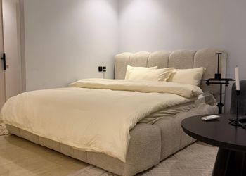 استديو بسرير ماستر