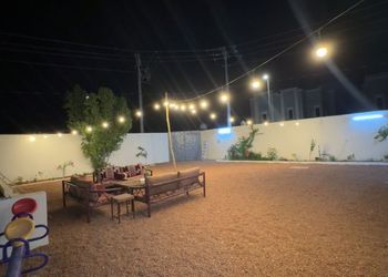 استراحة بجلسة خارجية وأجواء ممتعة 