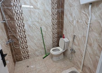 شقة بغرفتين نوم وصالة
