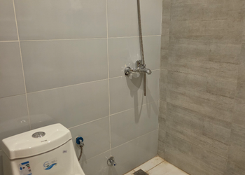 استديو بسرير ماستر