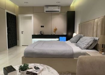 استديو بسرير ماستر