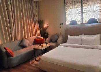 استديو بسرير ماستر
