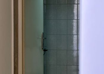 استراحة بمجالس واسعة و ألعاب أطفال 