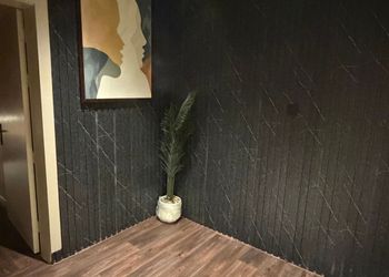 شقة بغرفتين نوم وأثاث مريح