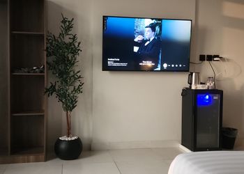 استديو هادئ بسرير ماستر 