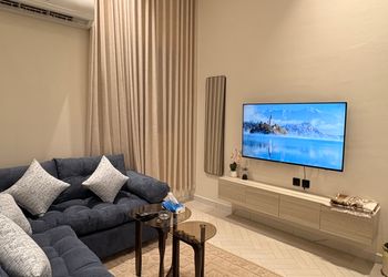 استديو بسرير ماستر