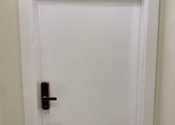 استديو بسرير ماستر