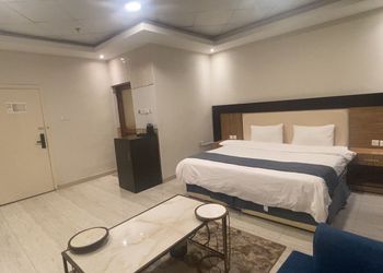 استديو سرير ماستر 