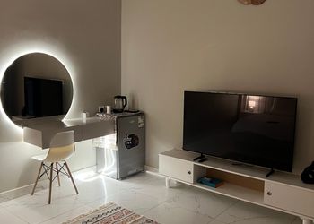 استديو بسرير ماستر