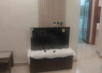 شقة بغرفة جلوس وغرفتين نوم 