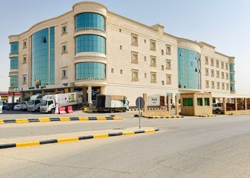 شقة بغرفتين نوم وصالة 