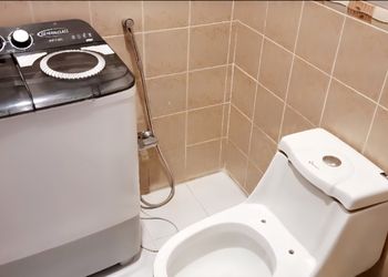 استديو بسرير ماستر وجلسة جانبية 