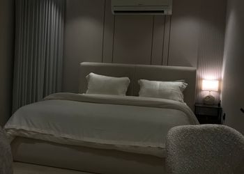 استديو بتصميم عصري ودخول ذاتي