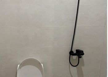 استديو هادئ بسرير ماستر 