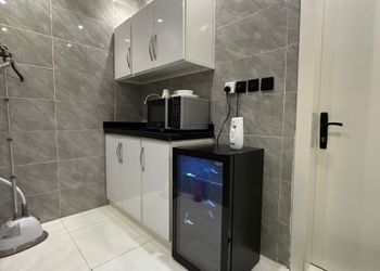 استديو هادئ بسرير ماستر 