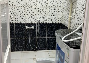 شقة بغرفتين نوم وصالة