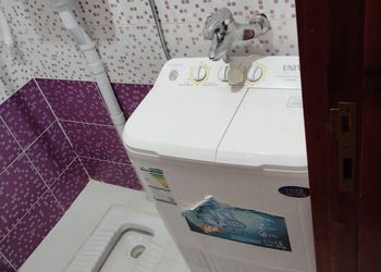 شاليه بمجلس ومسبح داخلي 