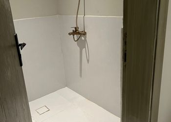 شاليه بمسبح خارجي 