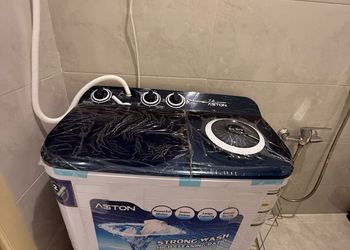 شقة بغرفة نوم واثاث هادئ