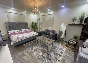 استديو هادئ بدخول ذاتي 