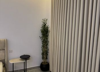استديو مع حوش خاص بأثاث حديث