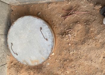 استراحة بجلسة خارجية ومسطح اخضر