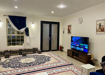 شاليه بغرفتين نوم و جلسة خارجية