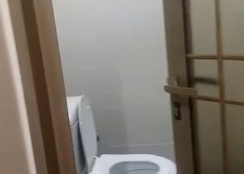 شاليه بجلسة خارجية ومسبح 