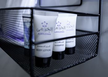 استديو بسرير ماستر وجلسة جانبية