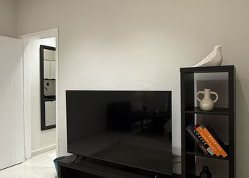 استديو هادئ بسرير ماستر 