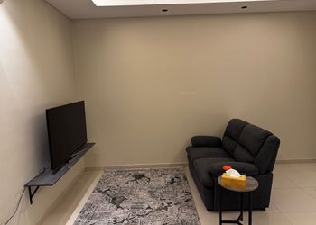 استديو بسرير ماستر