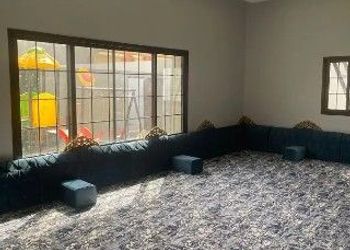شاليه بجلسة  والعاب اطفال ومسبح