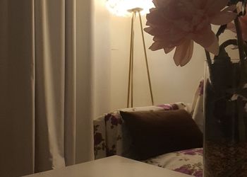 استديو بسرير ماستر وجلسة جانبية