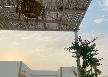 شاليه بمسبح خارجي وألعاب مائية