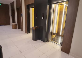 استديو مميز بدخول ذاتي