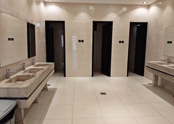 استراحة بمسطح اخضر ومجالس