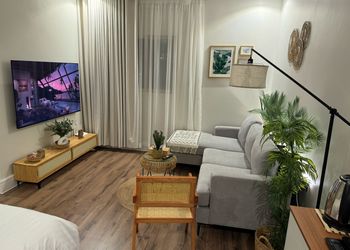 استديو بتصميم أنيق ودخول ذاتي
