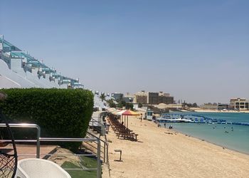 شاليه عائلي انيق باطلالة على البحر