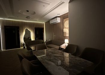 شقة ثلاثة غرف نوم 
