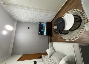 استديو حديث بدخول ذاتي