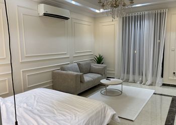 استديو بسرير ماستر ودخول ذاتي
